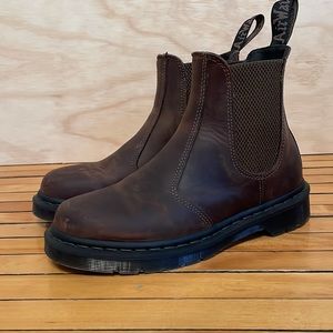 Dr. Martens 2976 Chelsea Crazy Horse Boot